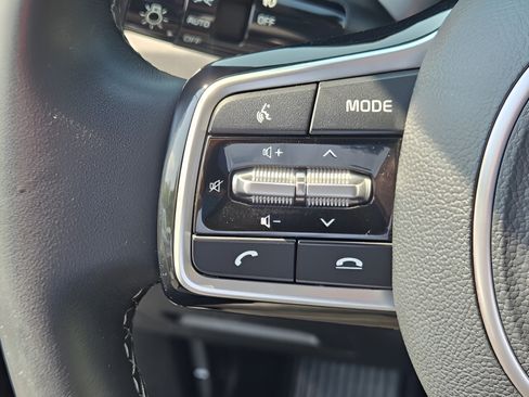 Used 2023 Kia Sorento SX FWD image 26