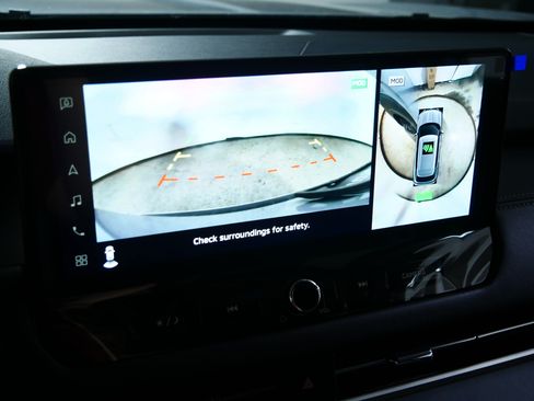 New 2026 Mitsubishi Outlander AWD image 9