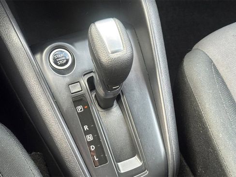 Used 2024 Nissan Kicks S image 19