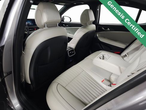 Used 2025 Genesis G70 2.5T w/ Sport Prestige Package image 34