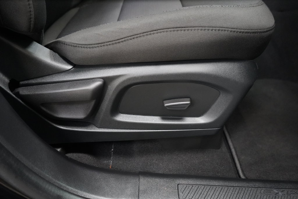 Certified 2022 Ford Explorer XLT RWD image 22