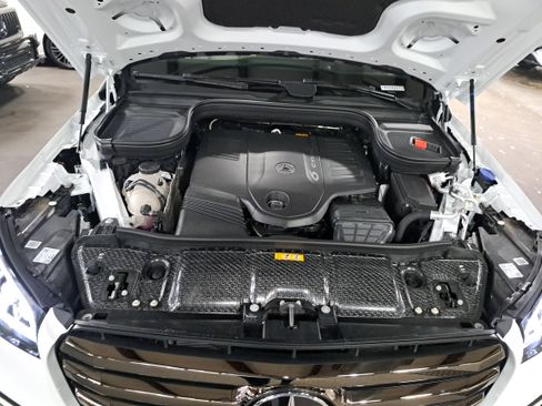 New 2026 Mercedes-Benz GLS 450 4MATIC image 31