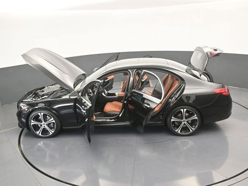 Used 2022 Mercedes-Benz C 300 Sedan w/ Exclusive Trim Package image 68