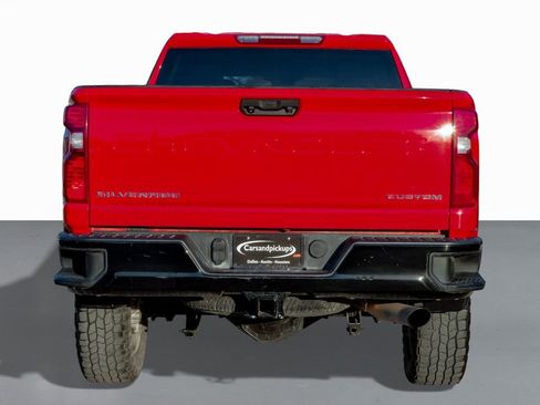 Used 2024 Chevrolet Silverado 2500 Custom w/ Custom Convenience Package image 9