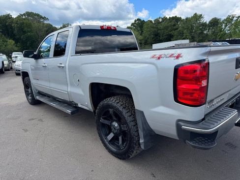 Used 2017 Chevrolet Silverado 1500 LT w/ LT Convenience Package AWD/4WD image 10