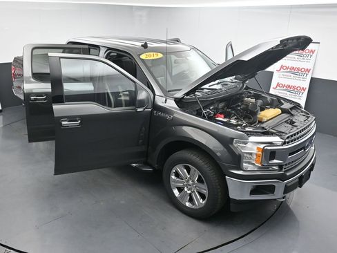 Used 2019 Ford F150 XLT w/ Equipment Group 302A Luxury AWD/4WD image 39