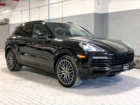 Certified 2023 Porsche Cayenne image 7