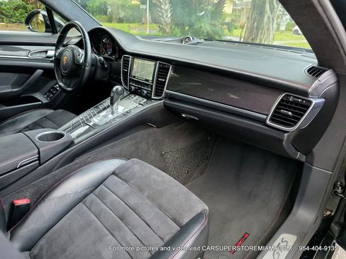 Used 2016 Porsche Panamera GTS image 62