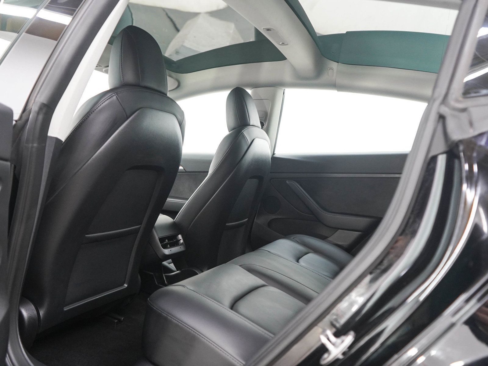 Used 2022 Tesla Model 3 RWD image 15