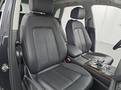 Used 2019 Audi Q5 2.0T Premium Plus w/ Premium Plus Package image 10