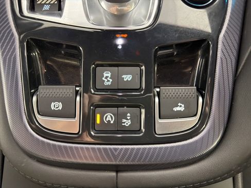 Used 2021 Jaguar F-TYPE R-Dynamic image 32