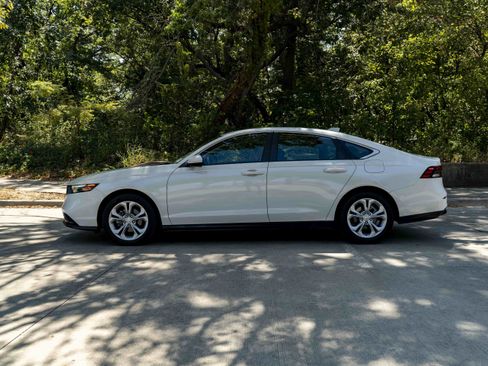 Used 2023 Honda Accord LX image 6