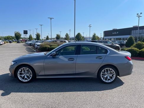 Used 2025 BMW 330i Sedan RWD image 4