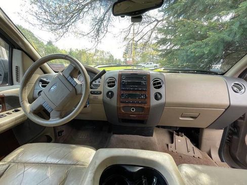 Used 2004 Ford F150 XLT AWD/4WD image 30