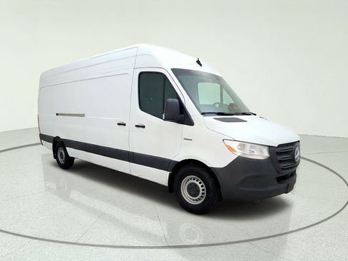 New 2025 Mercedes-Benz eSprinter 170 Cargo image 5
