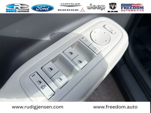 Used 2026 Hyundai Santa Fe SEL AWD/4WD image 11