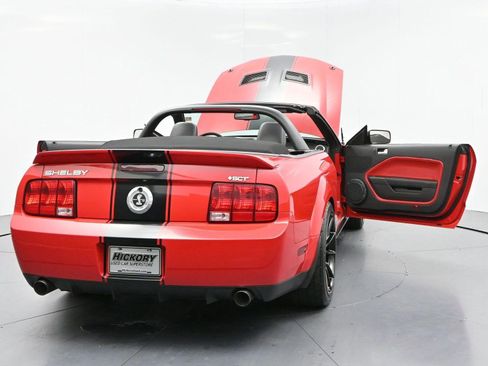 Used 2007 Ford Mustang Shelby GT500 RWD image 44