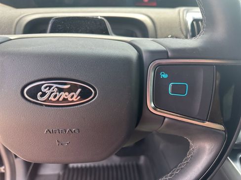 Used 2025 Ford Expedition Tremor AWD/4WD image 14