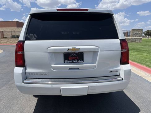 Used 2018 Chevrolet Suburban Premier AWD/4WD image 4