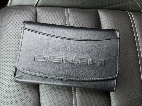 Used 2019 GMC Acadia Denali image 52