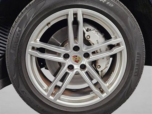 Used 2017 Porsche Macan S image 22