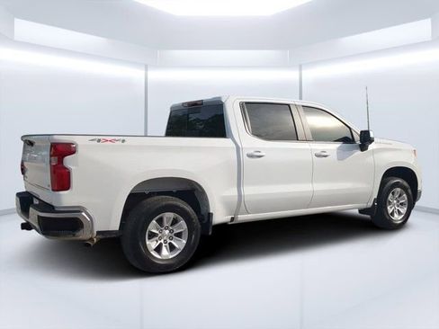 Used 2025 Chevrolet Silverado 1500 LT w/ Safety Package AWD/4WD image 3
