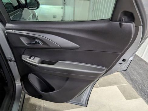 Used 2025 Chevrolet TrailBlazer LT image 23