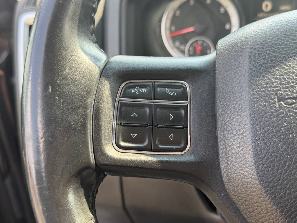 Used 2015 RAM 1500 Big Horn RWD image 18