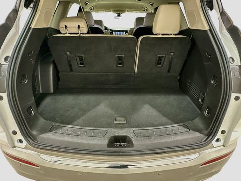 Used 2021 Buick Enclave Essence w/ Sound and Sites Package FWD image 27