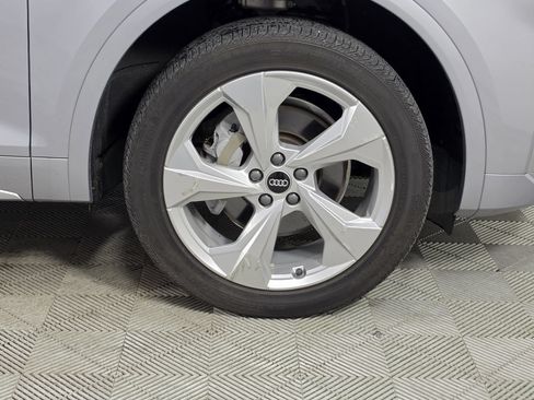 Used 2022 Audi Q5 2.0T Premium Plus AWD/4WD image 9