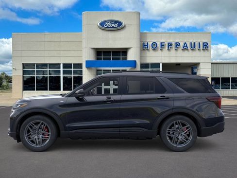 New 2026 Ford Explorer ST-Line w/ ST-Line Street Pack AWD/4WD image 3