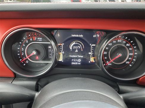 Used 2021 Jeep Wrangler Unlimited Rubicon w/ Xtreme Recon 35" Tire Package image 30