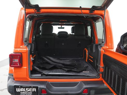 Used 2020 Jeep Wrangler Unlimited Rubicon image 16