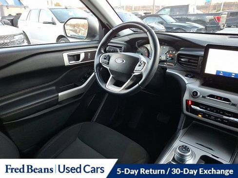 Certified 2022 Ford Explorer XLT w/ Class IV Trailer Tow Package image 16