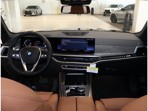 Used 2026 BMW X5 sDrive40i w/ Parking Assistance Package RWD image 18