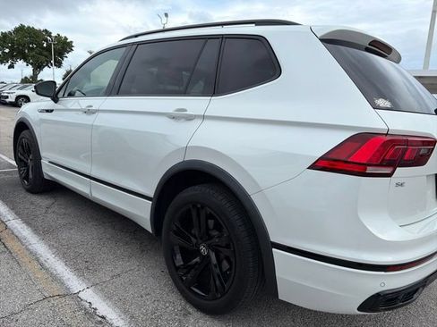 Used 2023 Volkswagen Tiguan SE R-Line FWD image 6