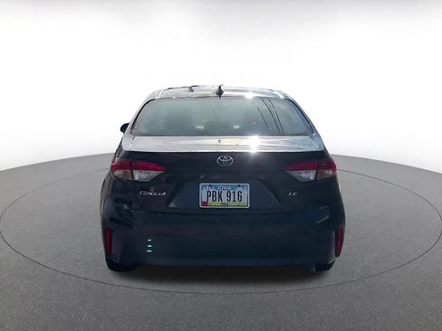 Used 2025 Toyota Corolla LE image 12