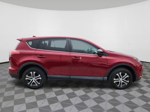Used 2018 Toyota RAV4 LE w/ All Weather Liner Package AWD/4WD image 6