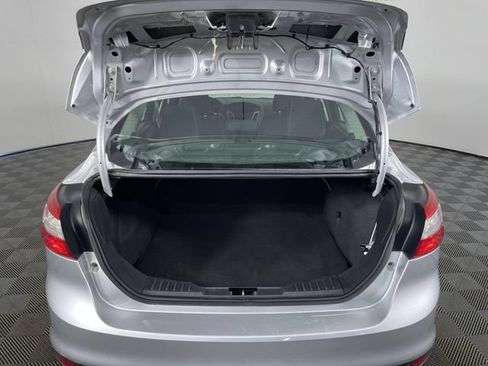Used 2013 Ford Focus SE FWD image 37