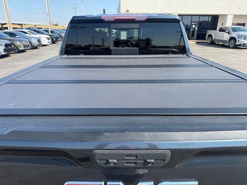 Used 2019 GMC Sierra 1500 AT4 w/ AT4 Preferred Package AWD/4WD image 17