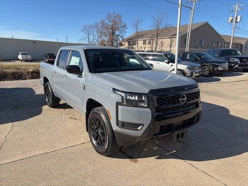 New 2026 Nissan Frontier SV image 8