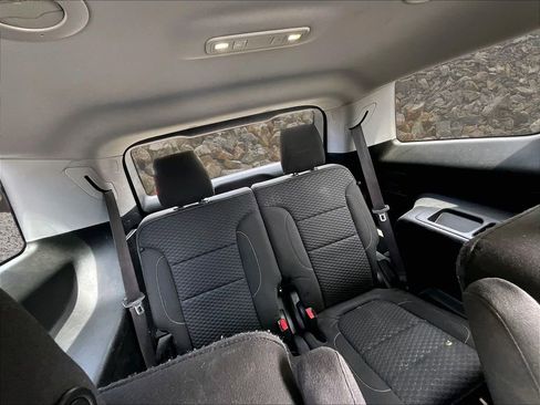 Used 2018 GMC Acadia SLE w/ Driver Alert Package I FWD image 26