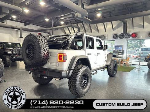 Used 2024 Jeep Wrangler Unlimited Rubicon w/ Convenience Group AWD/4WD image 36