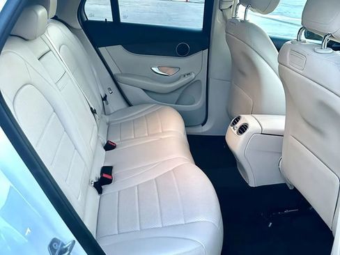 Used 2018 Mercedes-Benz GLC 300 image 13