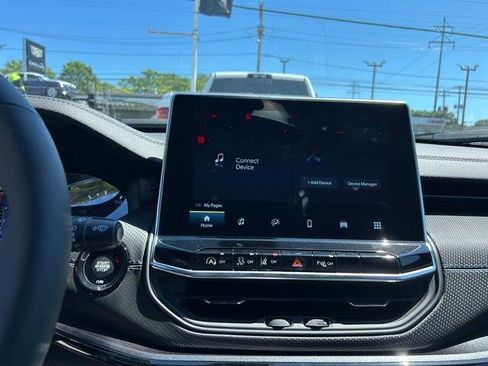 New 2025 Jeep Compass Limited w/ Sun and Sound Group image 17