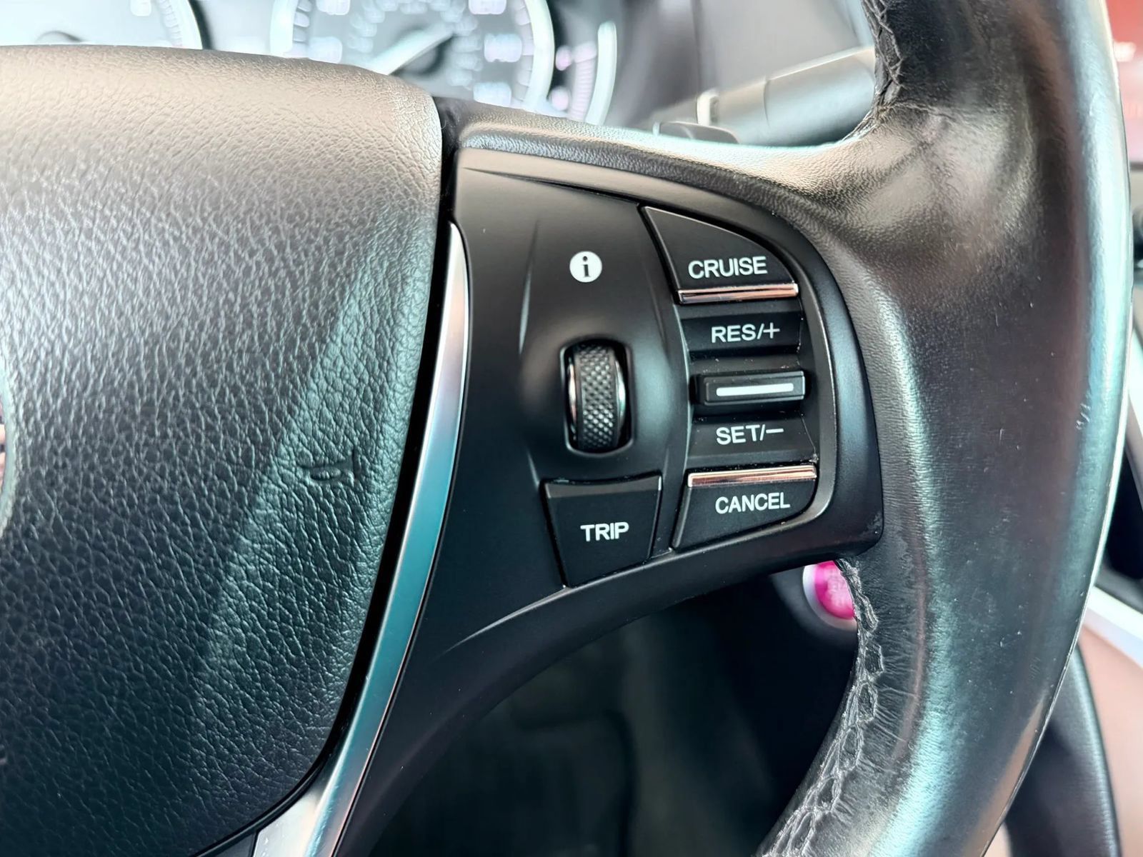 Used 2015 Acura TLX FWD image 23