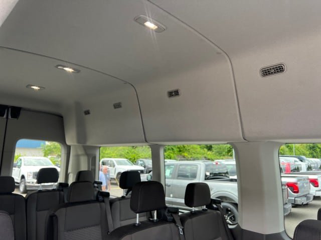 Used 2024 Ford Transit 350 XLT RWD image 39