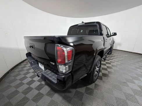 Used 2023 Toyota Tacoma Limited image 6