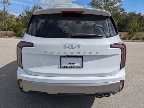 New 2025 Kia Telluride EX w/ EX Captain's Chair Package image 6