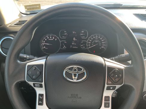 Used 2018 Toyota Tundra SR5 image 8